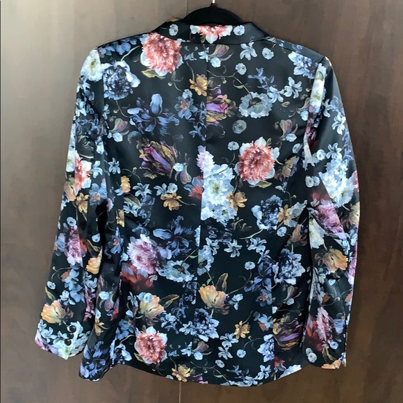 Floral blazer - Picture 5 of 7